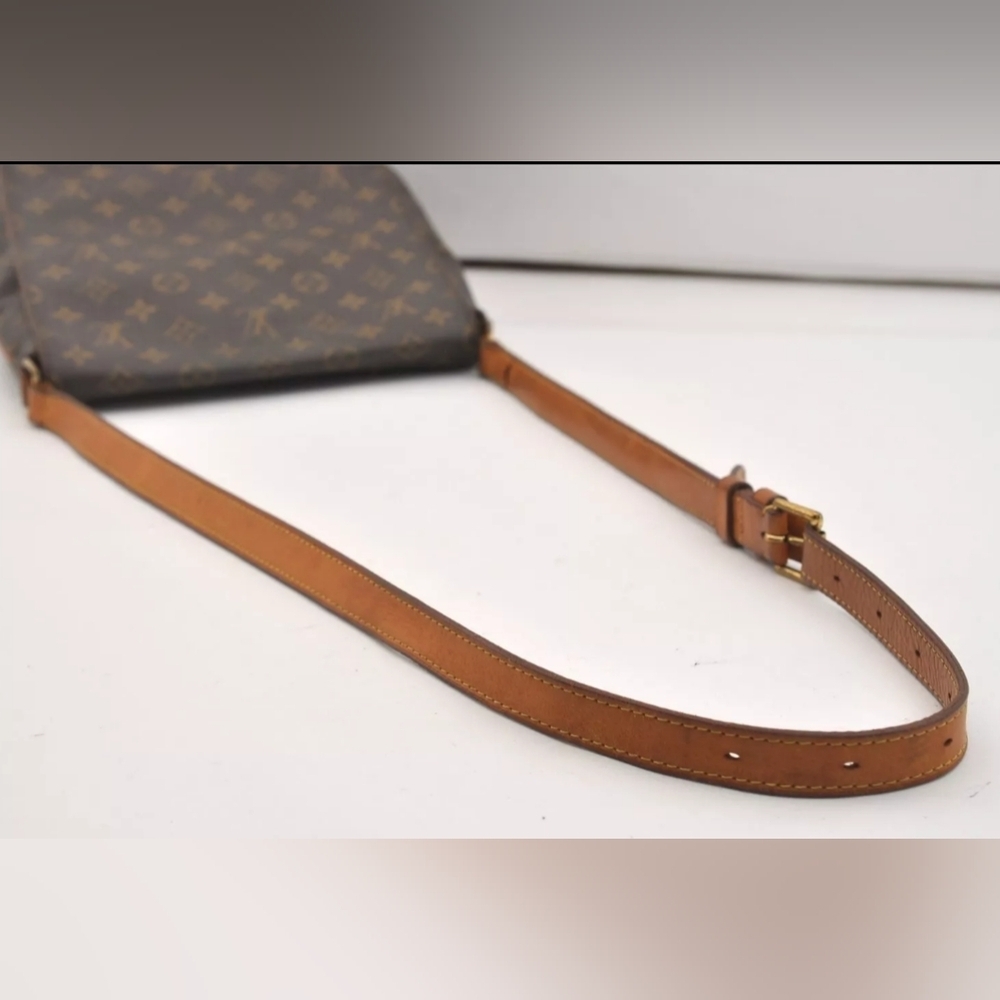 Vintage LOUIS VUITTON MUSSET Y2K Crossbody Shoulder Handbag Purse - Picture 9 of 16